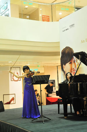 大上海时代广场举办王之炅小提琴音乐会 星空app官网版下载v.9.55.88-星空app
钢琴赞助 